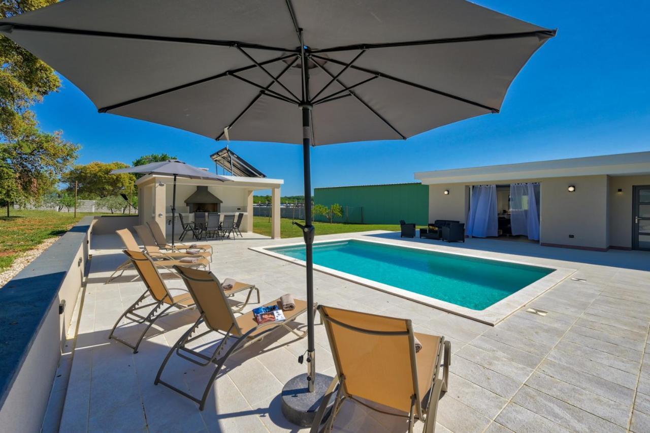 Villa Monte Vernal Pula Ngoại thất bức ảnh